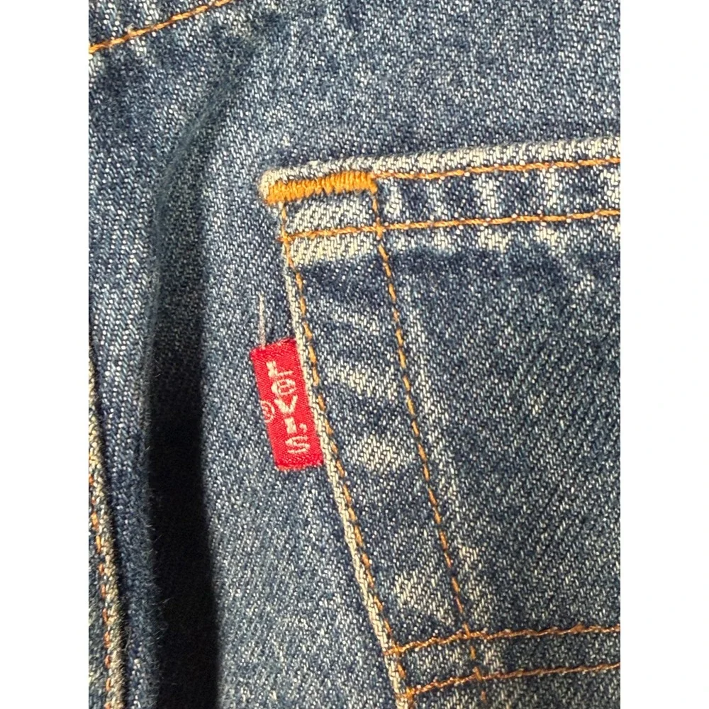 VTG Levis 505 Regular Fit Straight Leg Jeans Mens 32x34 Blue Medium Wash Denim